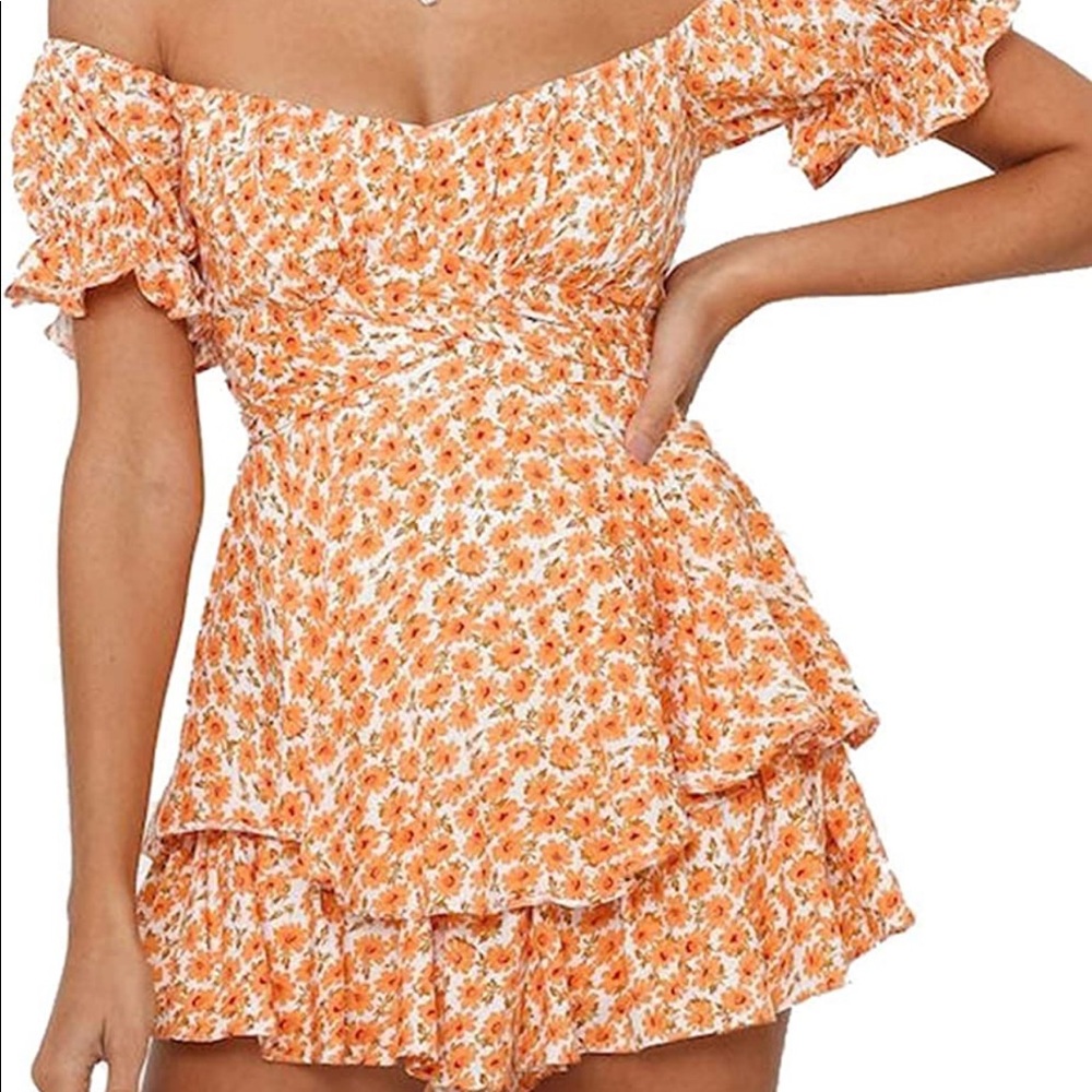 Ditsy floral playsuit/romper